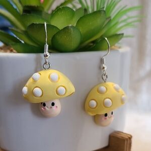 Handcrafted Yellow Mushroom Dangle Drop Earrings NEW Playful Nature Ladies/Girls